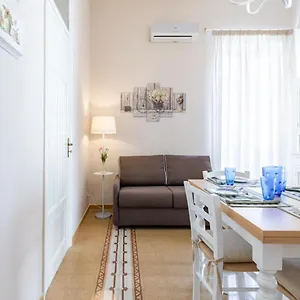 Stazione Notarbartolo Bright&cozy Appartamento Palermo